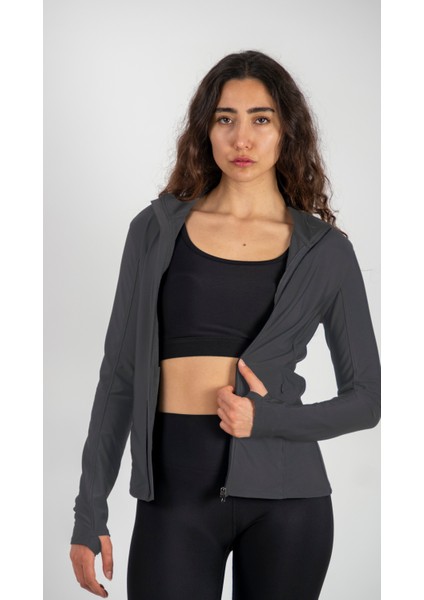 Fermuarlı Çift Cepli Parmak Geçmeli Slim Fit Spor Ceketi Kırmızı