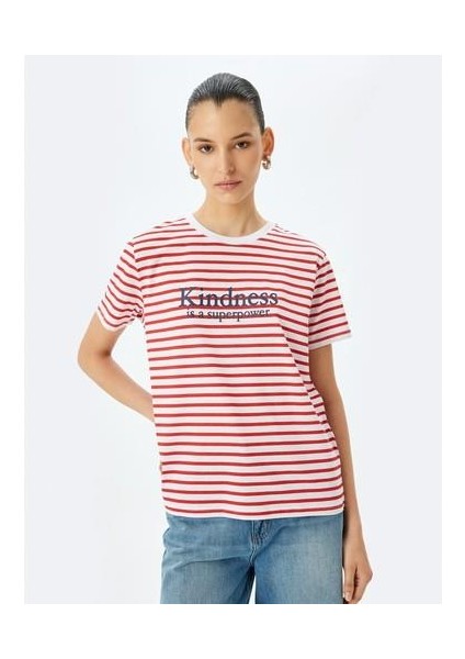Bisiklet Yaka Kısa Kollu Pamuklu Baskılı Çizgili T-Shirt modelleri