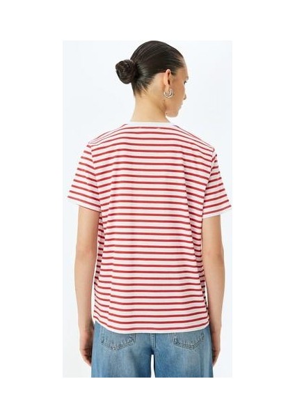 Bisiklet Yaka Kısa Kollu Pamuklu Baskılı Çizgili T-Shirt fırsatları