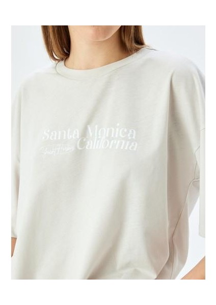 Arkası Baskılı Sloganlı Bisiklet Yaka Kısa Kollu Oversize T-Shirt