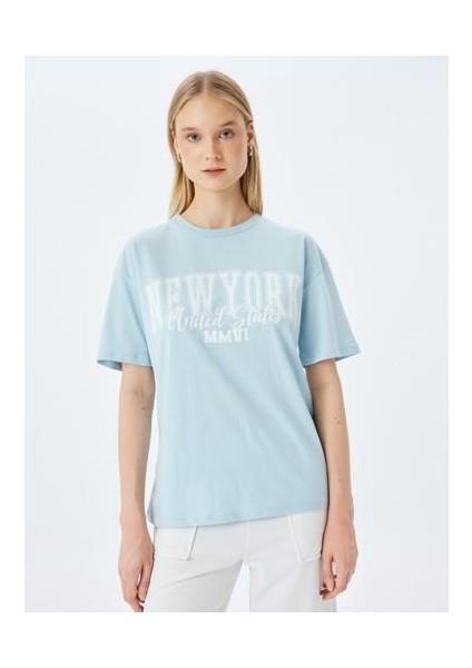 Kolej Baskılı Bisiklet Yaka Kısa Kollu Rahat Kalıp T-Shirt