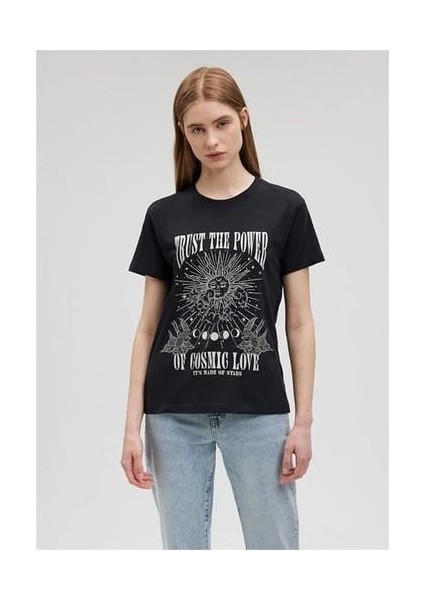 M1612219-70087 Kömür Kadın Semi Slim Grafik T-Shirt
