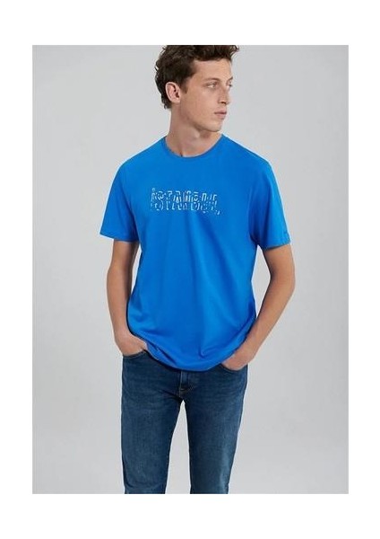M067115-81347 Gök Mavi Erkek Regular Istanbul Baskılı T-Shirt fiyatları