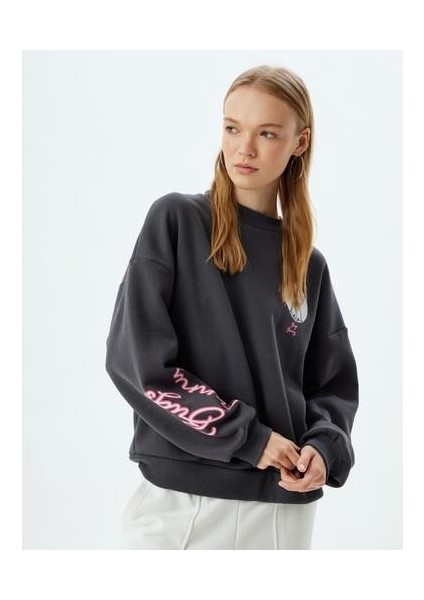 SWEATSHIRTS