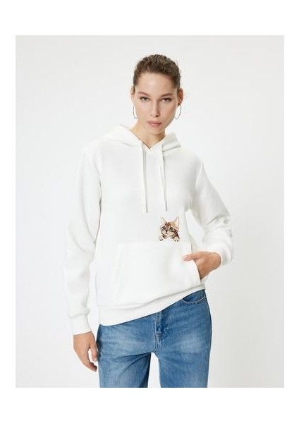 Oversize Kapüşonlu Sweatshirt Cep Detaylı Kedi Nakışlı