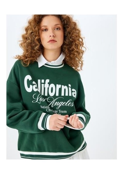 Bisiklet Yaka Kolej Baskılı Biyeli Oversize Sweatshirt