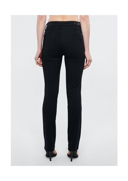 Kendra Gold Klasik Siyah Jean Pantolon 1074622002 fırsatları