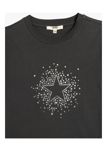 Pamuklu Kısa Kollu Bisiklet Yaka Yıldız Detaylı Taşlı Tişört modelleri