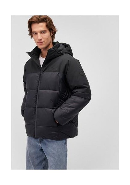 Kapüşonlu Siyah Şişme MONT0110464-900