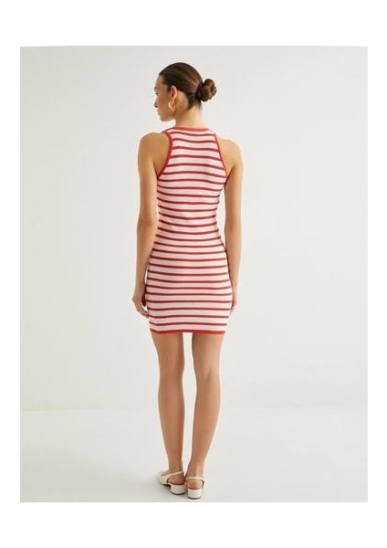 x Sibil Çetinkaya - Mini Halter Yaka Elbise Düğme Detaylı Slim Fit fiyatları
