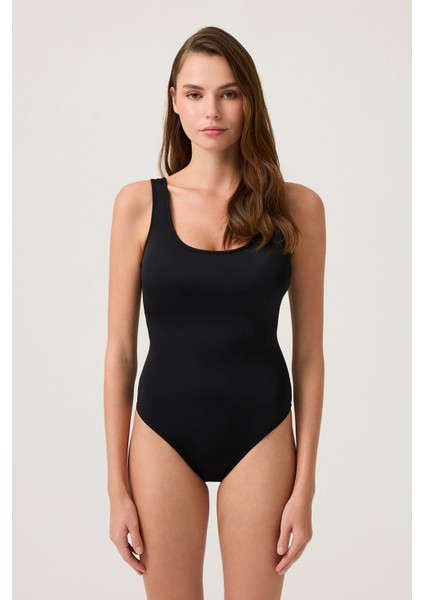 Siyah U Yaka Spor Mayo Sporty One Piece