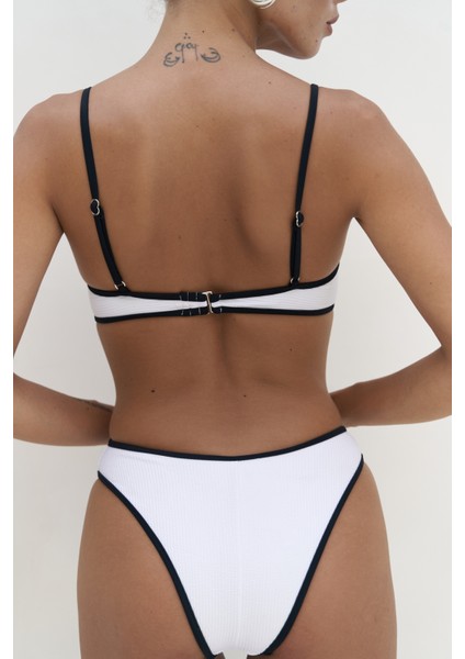 Laili Kontrast Şerit Detaylı Beyaz Bikini Altı