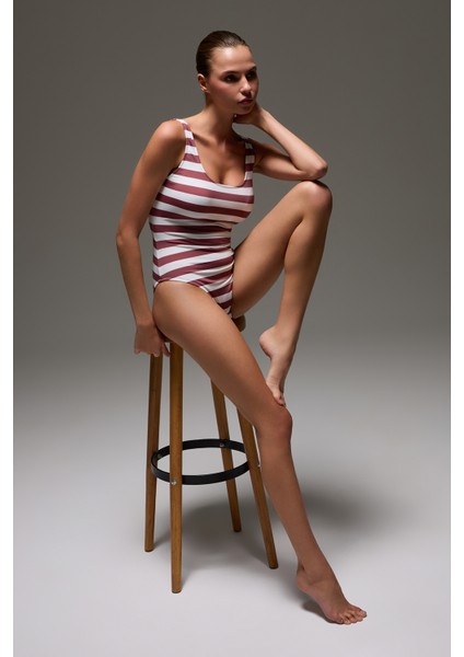 Bordo-Beyaz Çizgili U Yaka Spor Mayo Sporty One Piece