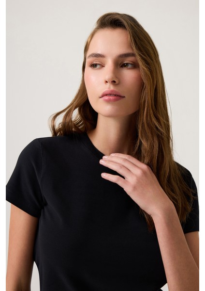 Siyah Düz Kesim Tişört Regular T-Shirt fiyatları