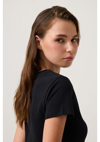 Siyah Düz Kesim Tişört Regular T-Shirt modelleri