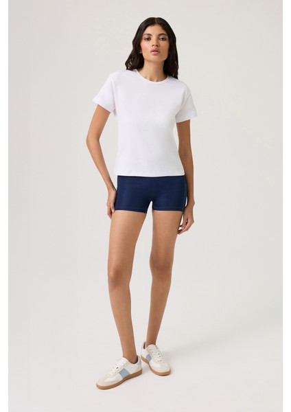 Beyaz Düz Kesim Tişört Regular T-Shirt indirimleri