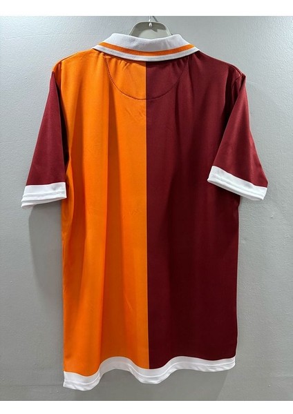 Sarı-Kırmızı Parçalı Aslan Temalı Tişört modelleri