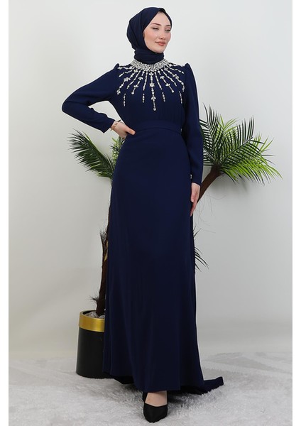 Yakası Taş Işlemeli Elbise Lacivert fırsatları
