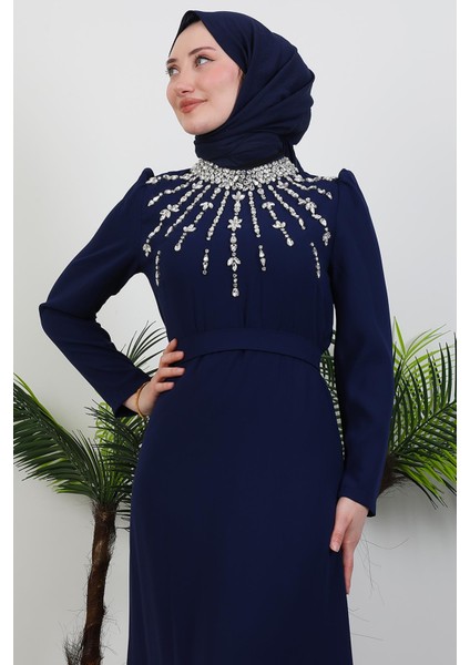 Yakası Taş Işlemeli Elbise Lacivert indirimleri