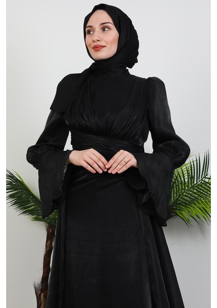 Kolu Volanlı Yoryo Elbise Siyah indirimleri