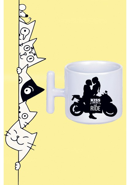 Kiss Me And Ride Öp Beni ve Sür Motorcycle Motorcu Aşıklar Tasarım Baskılı Beyaz T Sap Kupa Bardak