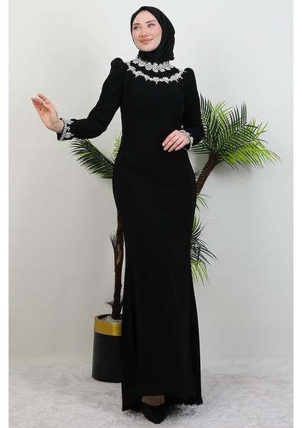 Çiçek Taşlı Elbise Siyah