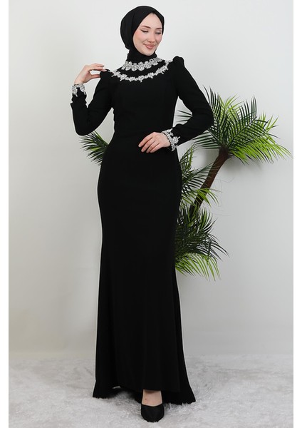 Çiçek Taşlı Elbise Siyah fırsatları