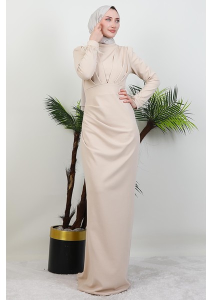 Kolu Tüylü Pile Detay Elbise Krem
