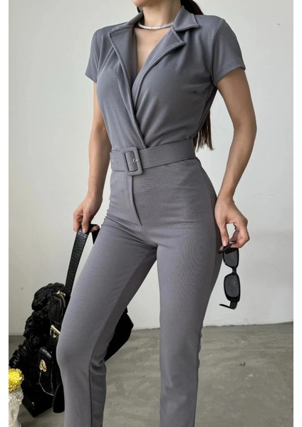 Kemer Detaylı Yakalı Gri Tulum modelleri