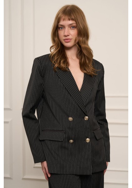 Kadın Çizgili Takım Siyah fırsatları