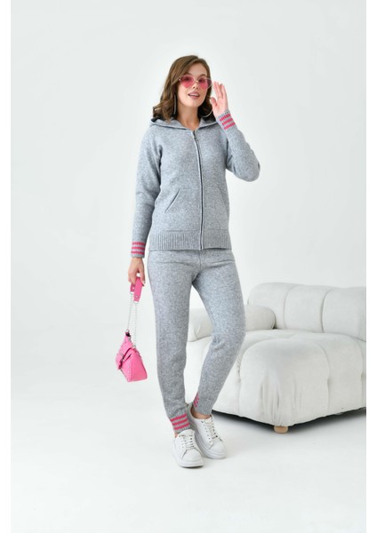 Kadın Çizgi Detaylı Ikili Takım Gri