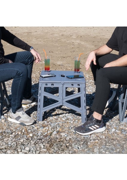 Gri Katlanabilir Kamp ve Piknik Masa Sandalye Seti, Taşınabilir ve Pratik Kullanım