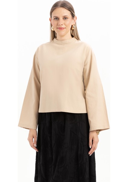 Bej-Gizli Fermuarlı Yırtmaçlı Bluz