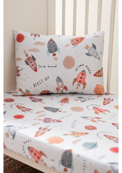 Collection Organik Bebek Lastikli Çarşaf (90X200+20) Uzay modelleri