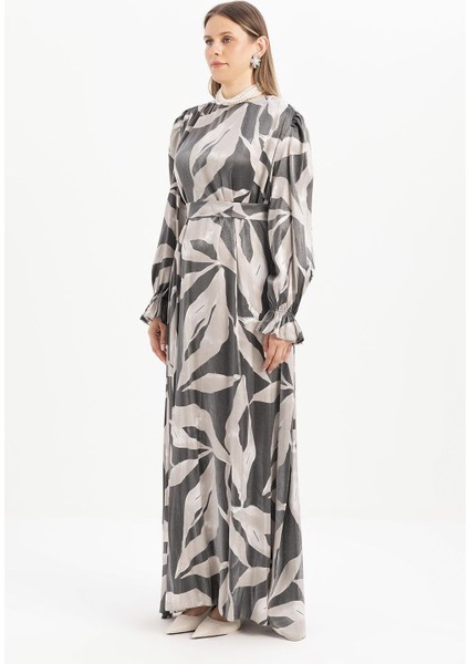 Siyah-Bej-Omuz Büzgü Detaylı Kuşaklı Elbise fiyatları