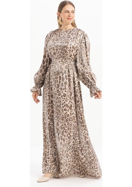 Leopar-Omuz Büzgü Detaylı Kuşaklı Elbise