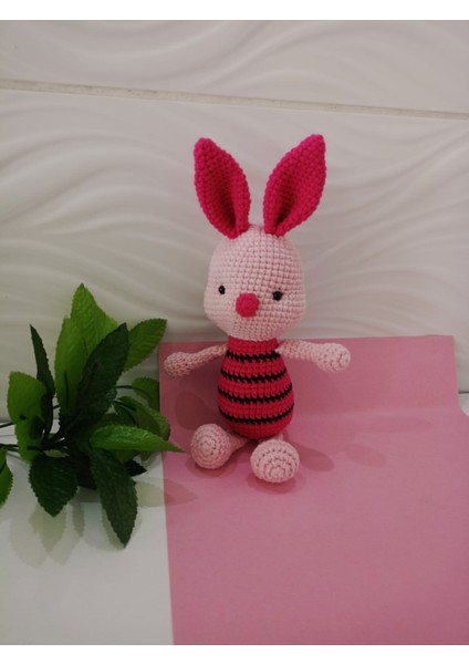 Amigurumi El Örgüsü Oyun Arkadaşı Piglet
