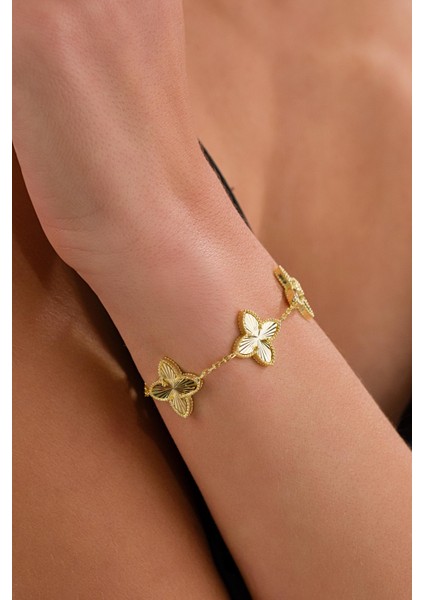 Gümüş Altın Gold Kaplama Üçlü Yonca Çiçek Kalemli Lazer Işlemeli Taşsız Bileklik fiyatları