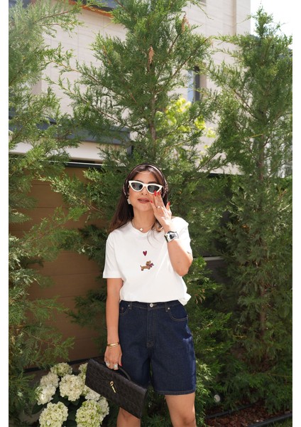 Kalp Nakışlı Oversize Tshirt