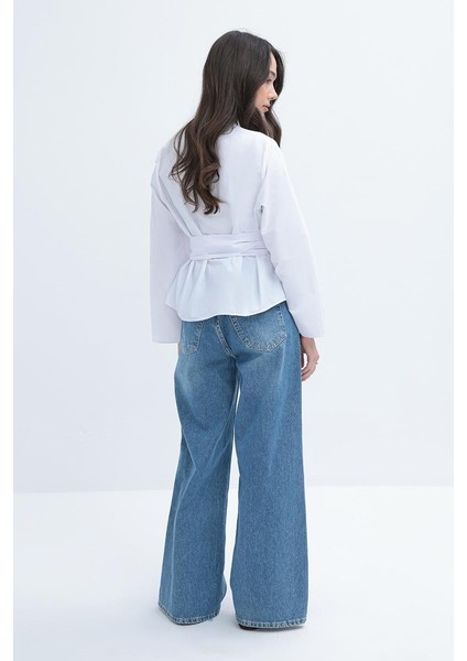 Beyaz-Geniş Kollu Kuşaklı Gömlek fırsatları