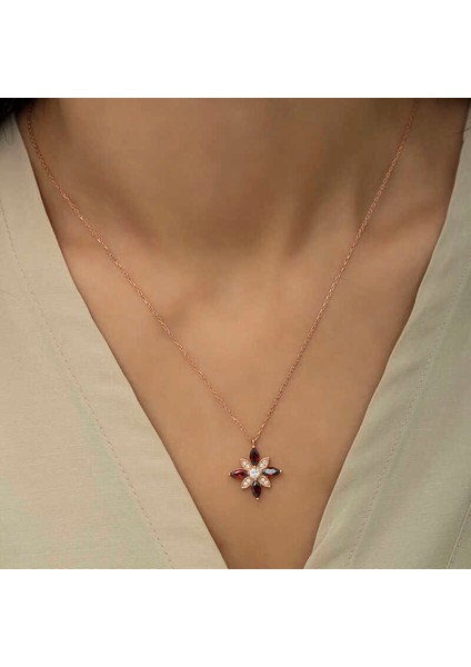 Gümüş Rose Kırmızı Taşlı Umut Çiçeği Kolye fırsatları