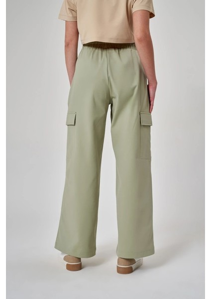 Kadın Yeşil Pantolon 1523021-YEŞİL indirimleri