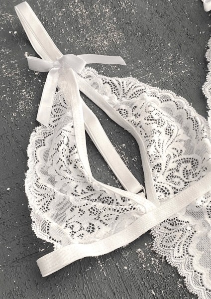 Beyaz Özel Bölgesi Açık Dantel Detaylı Bodysuit fiyatları