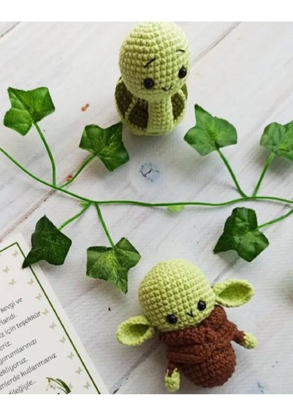 Minik Oyun Arkadaşları Baby Yoda ve Tosbik