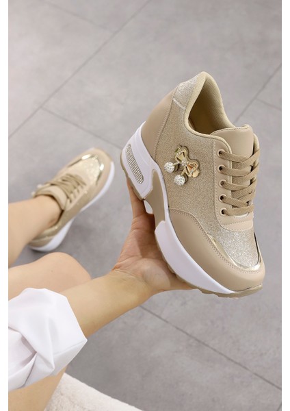 Mdl 1502 Gizli Topuklu Bağcıklı Spor Ayakkabı modelleri