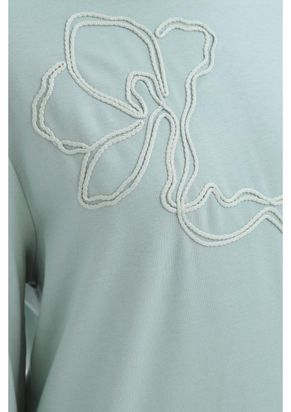 Defne-Önü Nakış Detaylı Likralı Sweat indirimleri