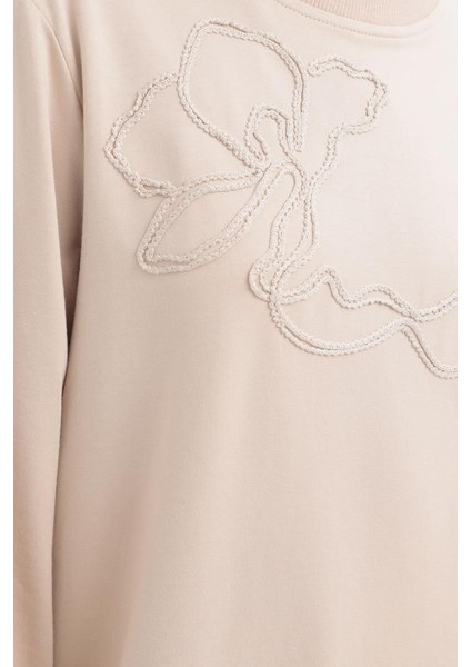 Bej-Önü Nakış Detaylı Likralı Sweat indirimleri