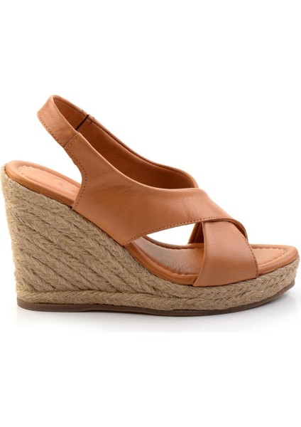 Taba Leather Kadın Sandalet K05628120903