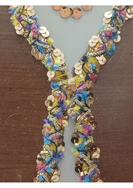 Kahverengi Kaftan Temalı Şık Duvar Takı Askısı, Dekoratif ve Fonksiyonel Tasarım indirimleri