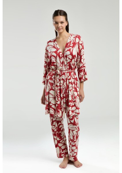 Kadın Yarım Kol Sabahlıklı Ince Askılı Büstiyerli Pijama Takım modelleri